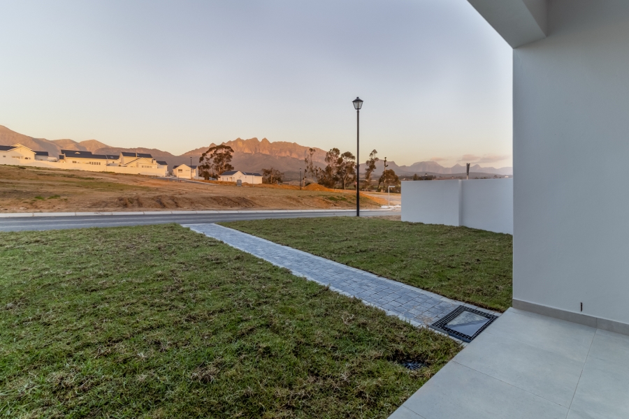 3 Bedroom Property for Sale in Berg En Dal Western Cape